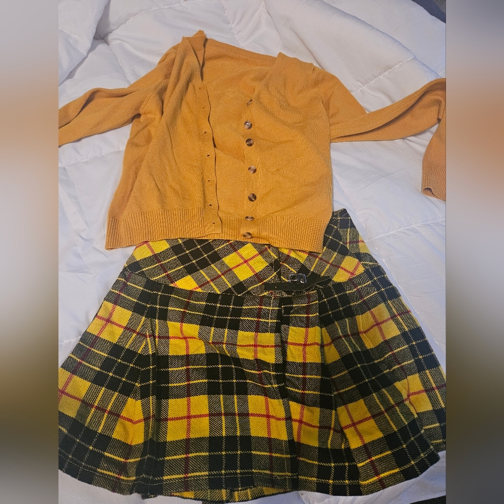 Cher Clueless Costume. Plaid Yellow and Black Women's Skirt